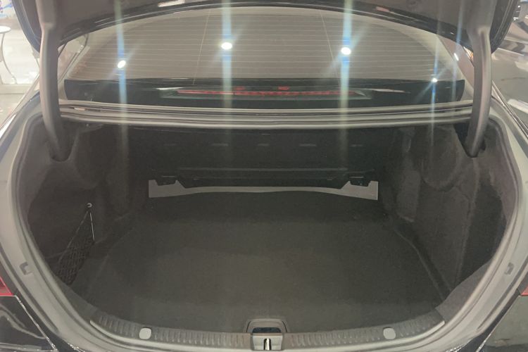 Used Mercedes-Benz E-Class 2022 Revised Version E 300 L Sporty and Stylish Edition