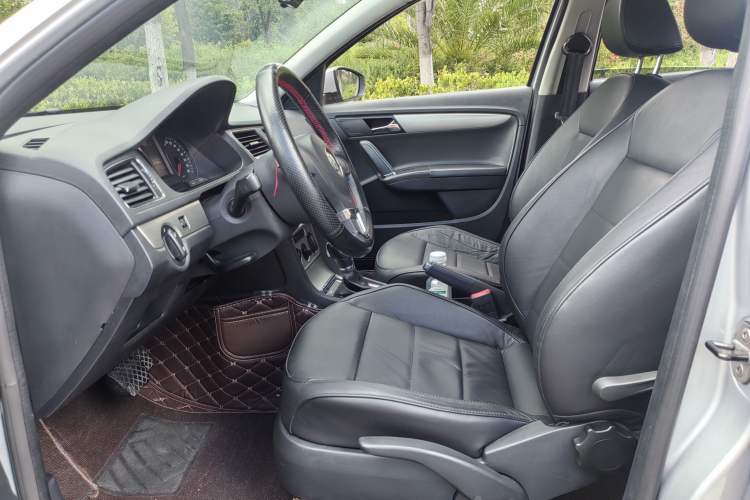 Used Volkswagen Lavida 2013 Revised Version 1.4 TSI DSG Comfort Edition
