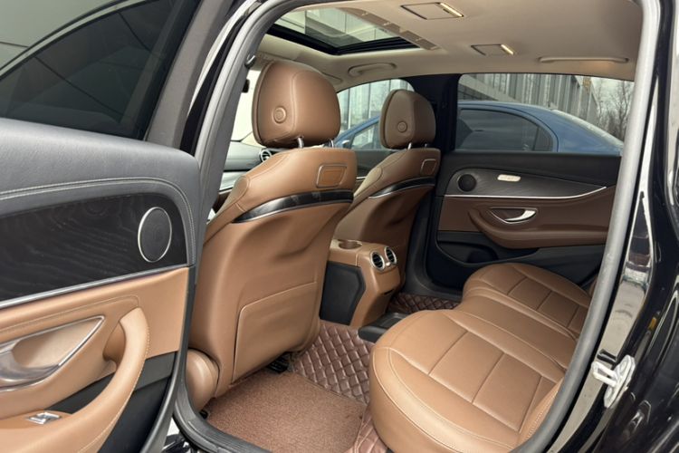 Used Mercedes-Benz E-Class 2018 Facelift E 200 L Sport 4MATIC