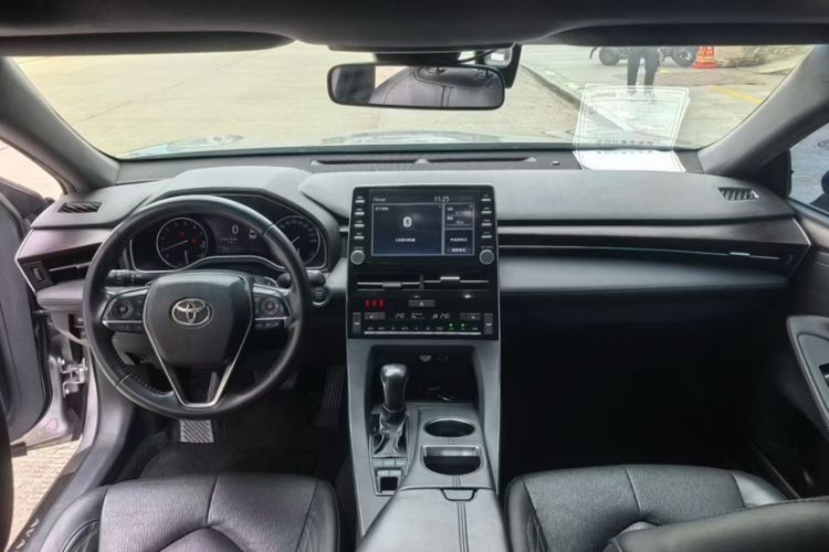 Used Toyota Avalon 2019 2.5L Touring Premium Version China VI Standard