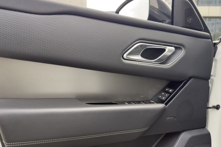 Used Land Rover Range Rover Velar 2017 P380 R-DYNAMIC S
