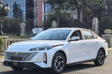 Used Changan Eado 2025 Blue Whale 1.5T 500Bar Prestige Model