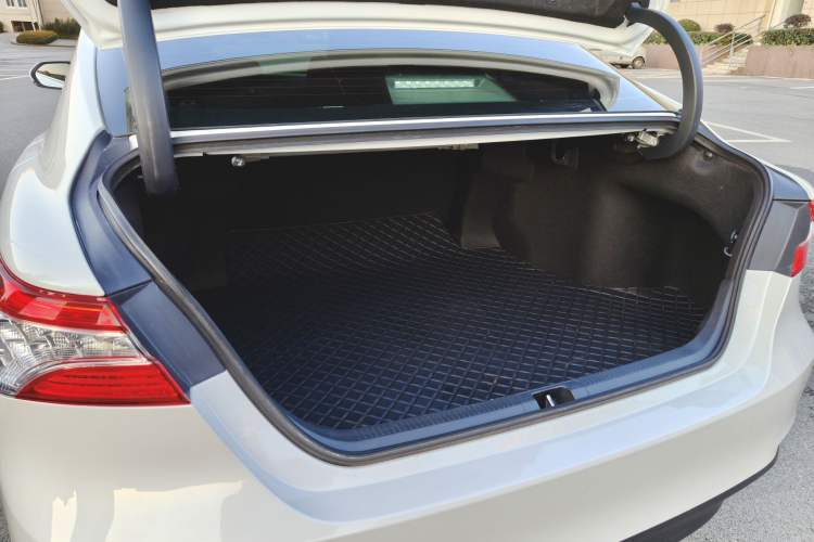 Used Toyota Camry 2019 2.0G Luxury Edition China VI Standard