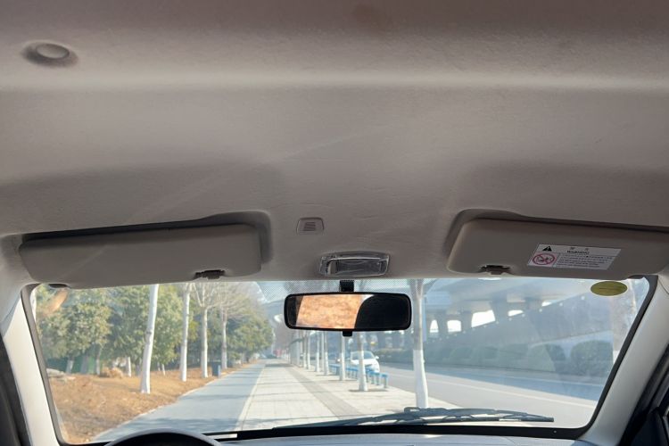 Used Dongfeng NAMMI BOX 2022 Chasing Wind Edition 351 km Advanced Model