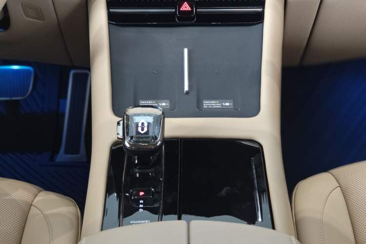 Used Hima AITO M7 2024 1.5T Intelligent Driving 4WD Pro Edition 6 Seats
