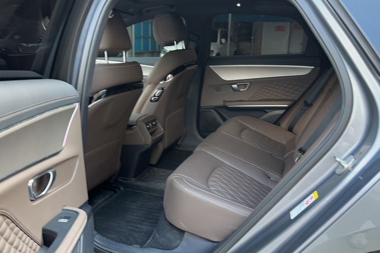 Used BYD Han 2022 DM-i 121KM Prestige Model