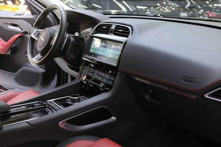 Used Jaguar F-PACE 2019 2.0T All-Wheel Drive R-Sport Sport Edition