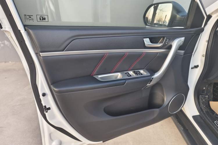 Used Haval M6 2019 1.5T DCT Two-Wheel Drive Value Edition China VI Standard
