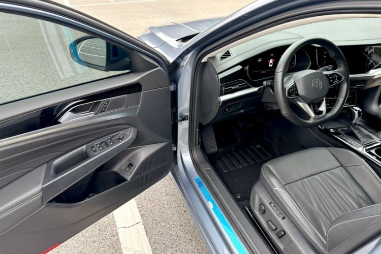 Used Volkswagen Passat 2022 330TSI Luxury Edition
