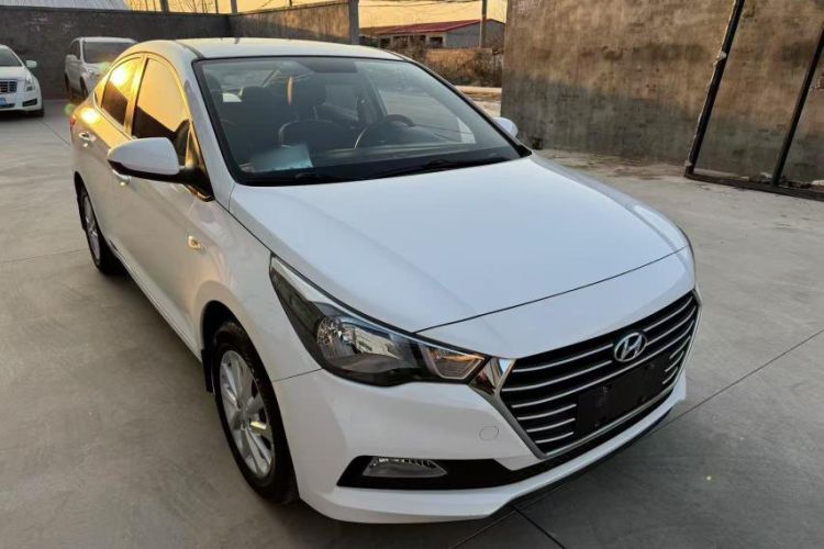 Used Hyundai Verna 2016 1.4L Manual Cool Edition GLS
