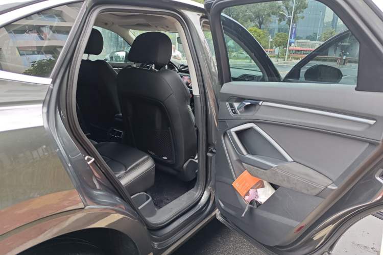 Used Audi Q3 Sportback 2020 40 TFSI Fashion Model
