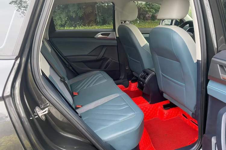 Used Volkswagen Tharu 2023 300TSI Two-Wheel-Drive Moonlight Edition
