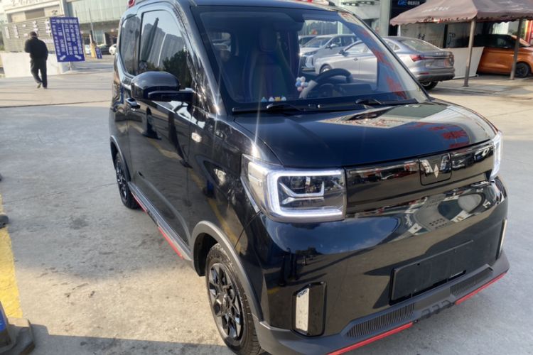 Used Wuling Hongguang MINIEV 2022 GAMEBOY 200km Gaming Edition with Lithium Iron Phosphate
