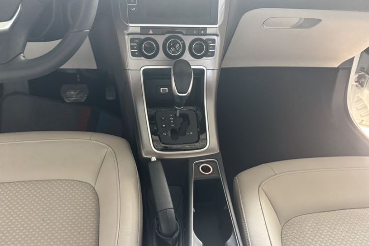 Used Citroen C4 Sega 2016 1.2THP Automatic Luxury Model
