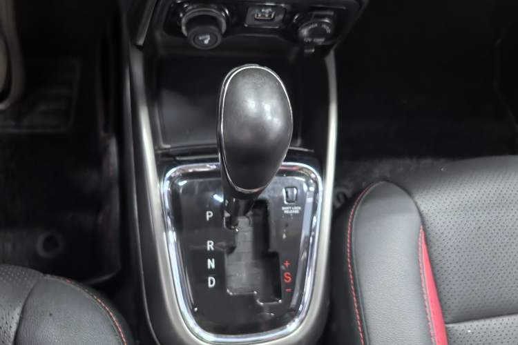 Used Changan CS15 2016 1.5L Automatic Fashion Edition
