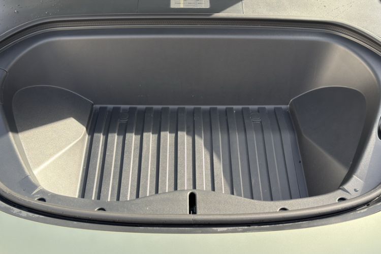 Used  SU7 2024 Rear-Drive Standard Founder Edition
