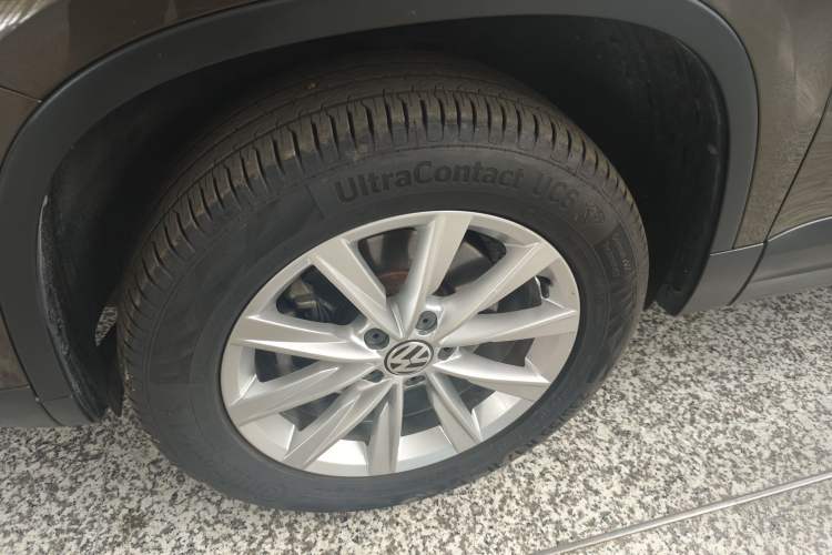 Used Volkswagen Tiguan 2017 300TSI Automatic Two-Wheel Drive Silk Road Comfort Edition
