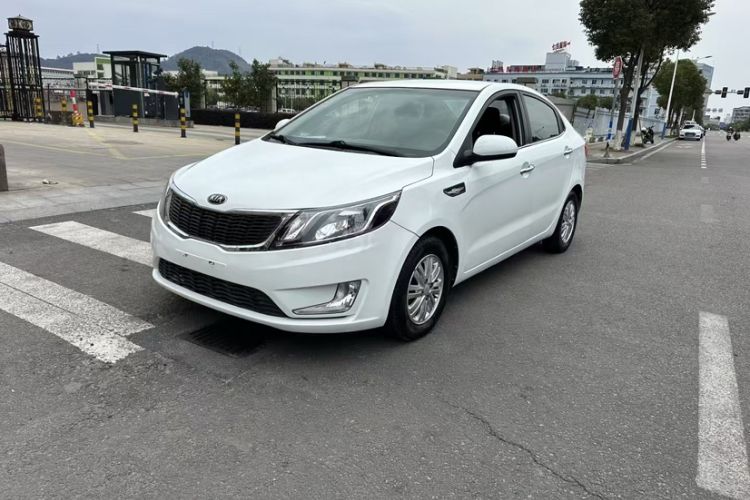 Used Kia K2 2012 Sedan 1.4L Automatic GLS Commemorative Edition
