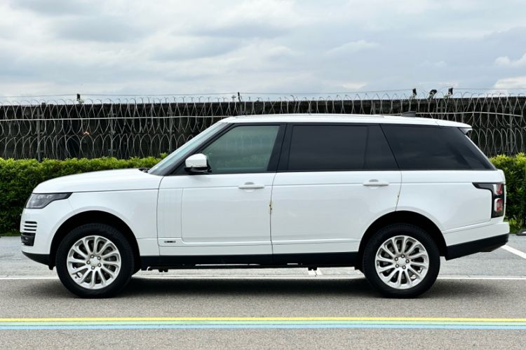 Used Land Rover Range Rover 2018 3.0 SC V6 Vogue Extended-Length Model
