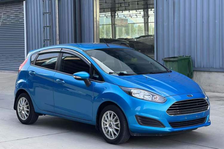 Used Ford Fiesta 2013 Hatchback 1.5L Manual Fashion Edition