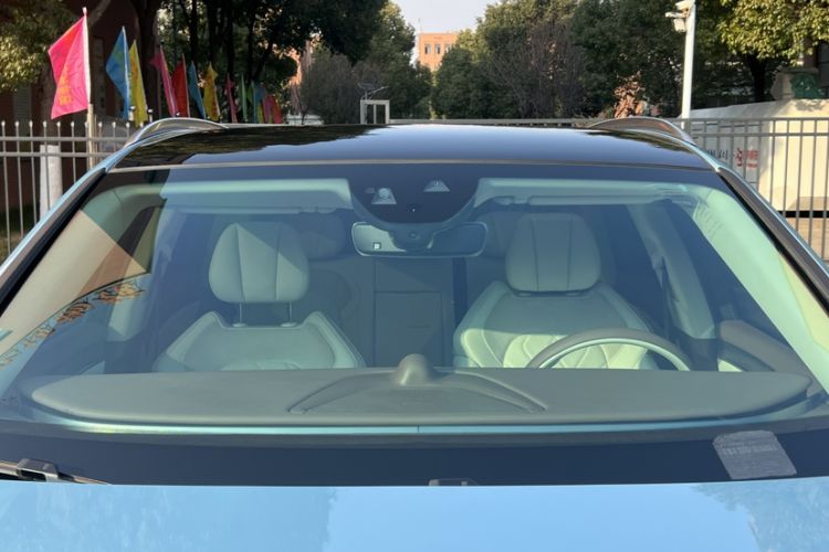 Used VOYAH FREE 2021 Four-Wheel Drive Standard All-Electric Exclusive Luxury Package
