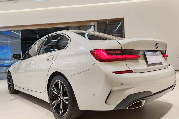 Used BMW 3 Series 2021 Restyled 325i M Sport Package
