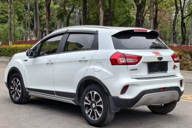 Used Geely Auto Vision X3 2017 1.5L Manual Luxury Model
