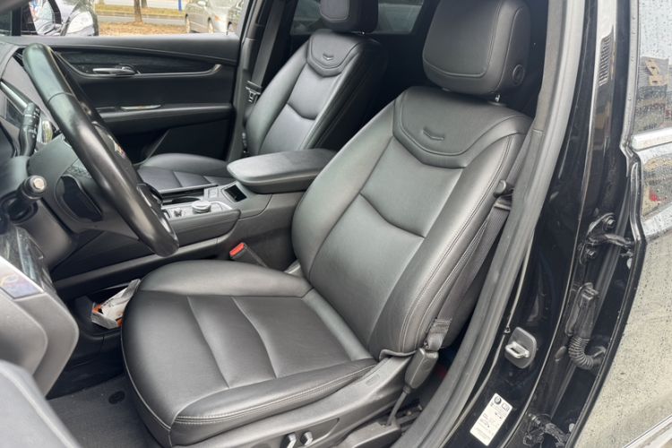 Used Cadillac XT5 2022 2.0T Two-Wheel Drive Luxury Version
