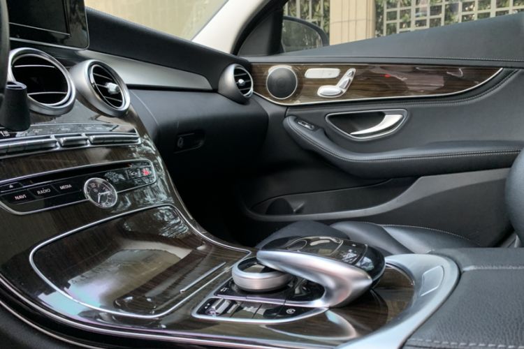 Used Mercedes-Benz C-Class 2017 Facelift C 200 L
