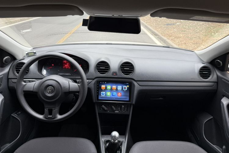 Used Volkswagen Jetta 2015 Value Edition 1.6L Manual Fashionable Style
