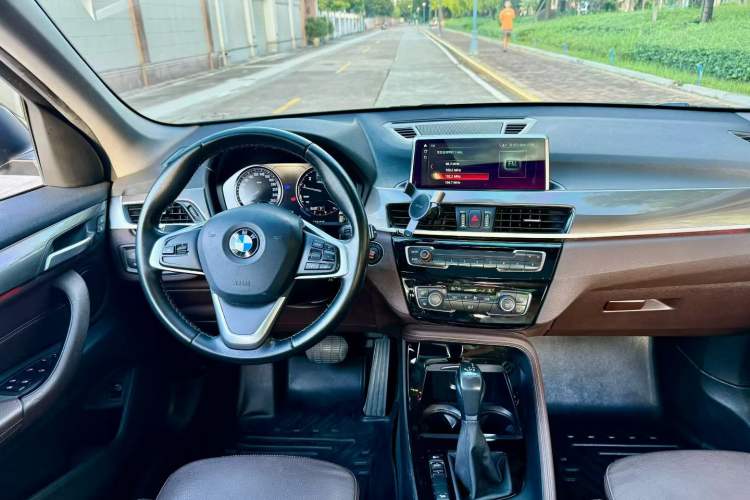 Used BMW X1 2019 xDrive20Li Luxury Model
