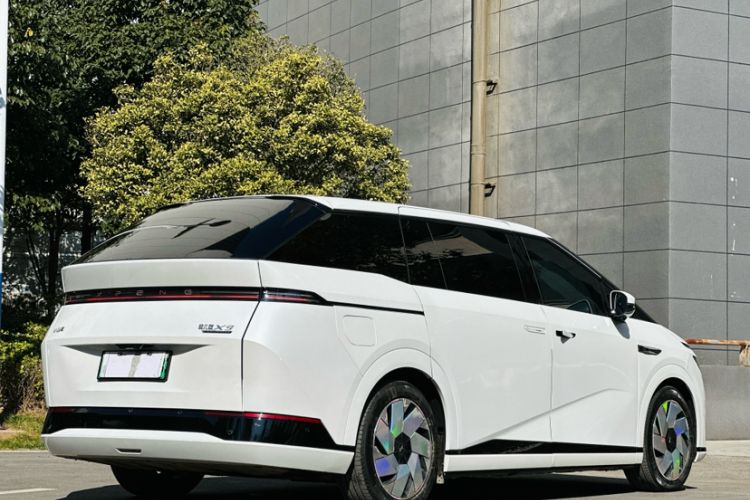 Used XPeng X9 2024 640 All-Wheel Drive High-Performance Max