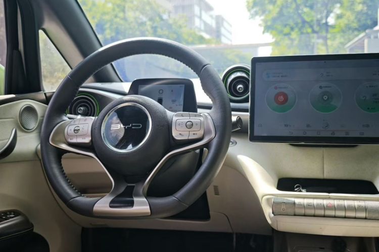 Used BYD Dolphin 2021 405 km Fashion Edition
