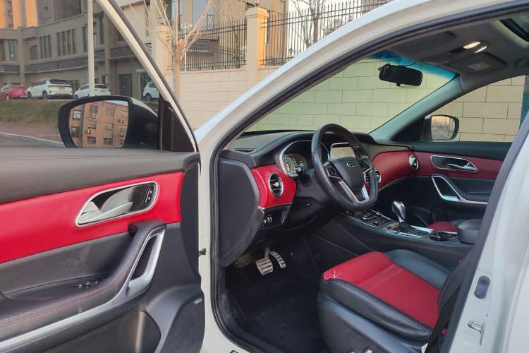 Used  Refine S7 2017 2.0T Automatic Luxury Model