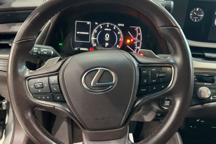 Used Lexus ES 2021 200 Excellence Edition
