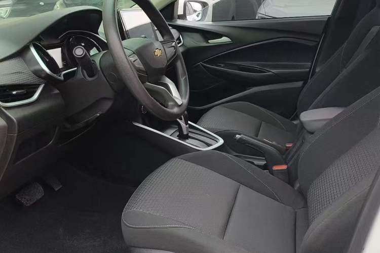 Used Chevrolet Cavalier 2020 325T Automatic Enjoyment Edition
