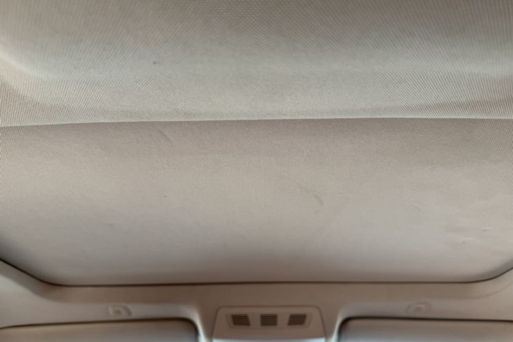 Used BMW 5 Series 2014 525Li Leading Model
