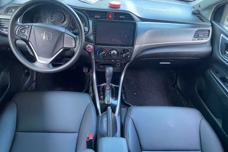 Used Honda Crider 2016 1.8L CVT Luxury Edition
