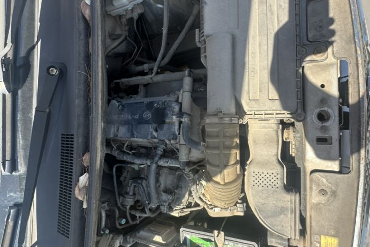 Used Wuling Rongguang V 2016 1.5L Standard Version
