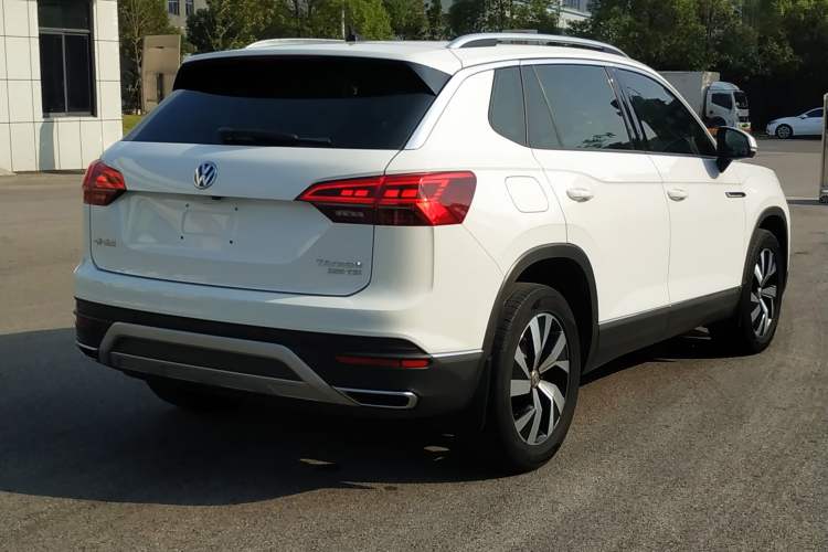 Used Volkswagen Tayron 2020 330TSI Two-Wheel Drive Luxury Smart Connectivity Version
