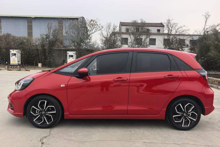 Used Honda LIFE 2021 1.5L CVT SPO-SS Dynamic Edition
