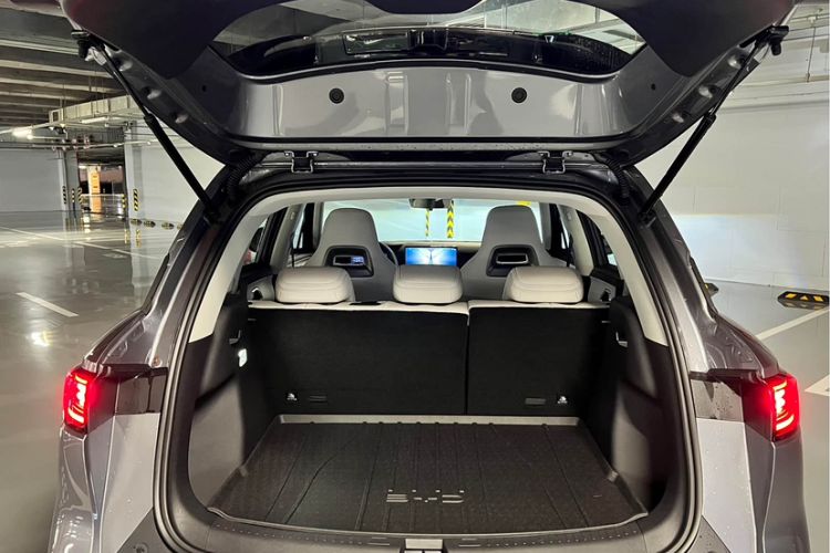 Used BYD Yuan UP 2025 Intelligent Driving Version 401 KM Dynamic Edition
