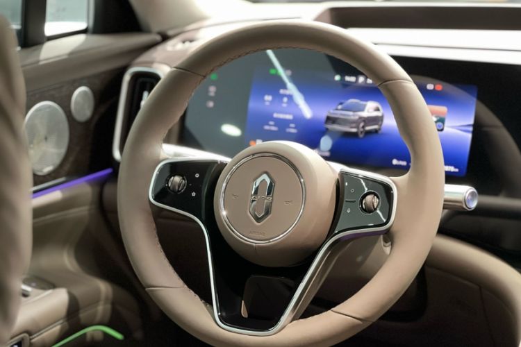 Used Hima AITO M9 2025 Extended-Range Ultra Version 52 kWh 5-Seater Edition