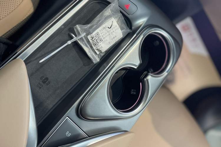 Used ARCFOX Alpha T5 2024 520 MAX
