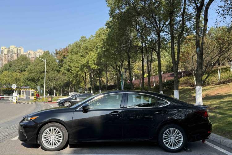 Used Lexus ES 2015 200 Elite Edition
