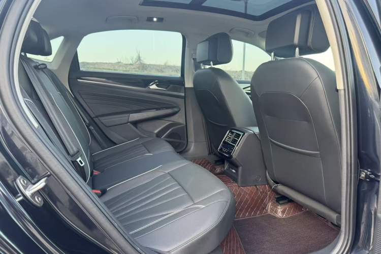 Used Volkswagen Passat 2024 380TSI Starry Dragon Edition