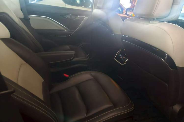 Used Geely Auto Jiajie 2019 1.5TD MHEV DCT Luxury Edition
