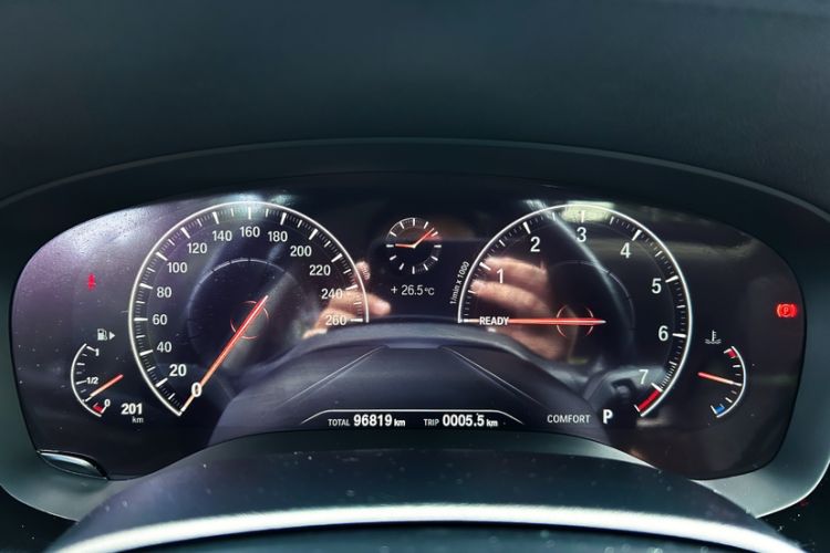 Used BMW 5 Series 2019 Facelifted 525Li Luxury Package
