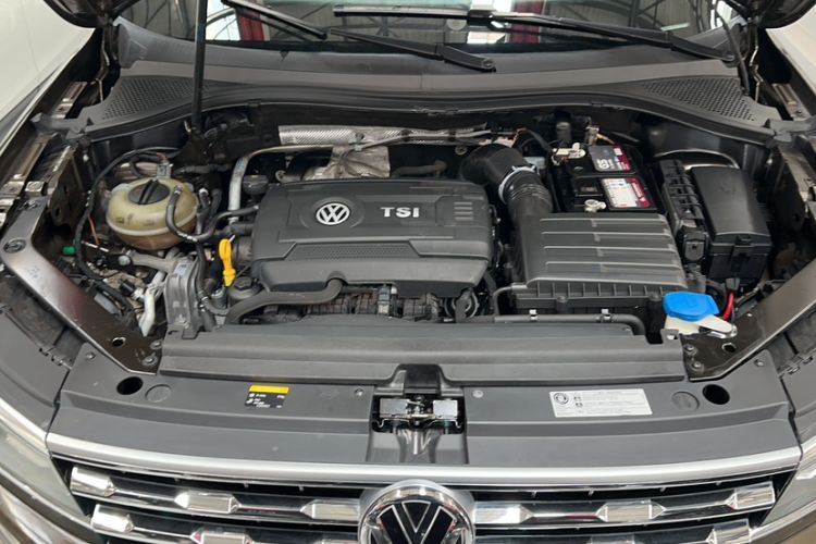 Used Volkswagen Tiguan L 2018 380TSI Automatic All-Wheel Drive Luxury Edition
