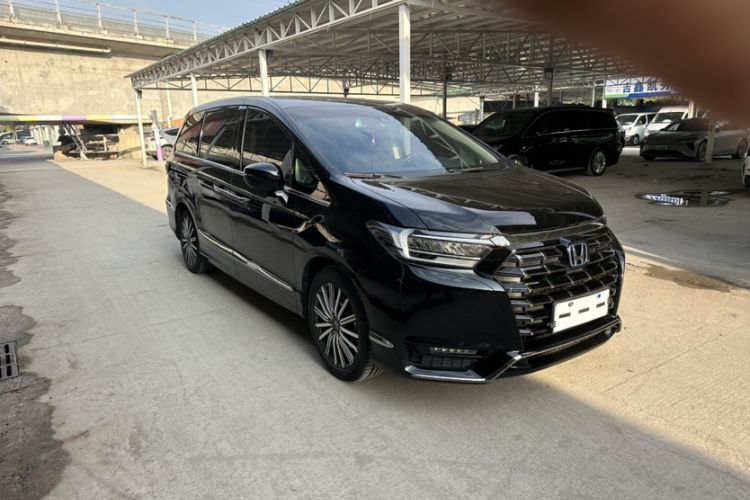 Used Honda Elysion 2022 2.0L eHEV Comfort Version
